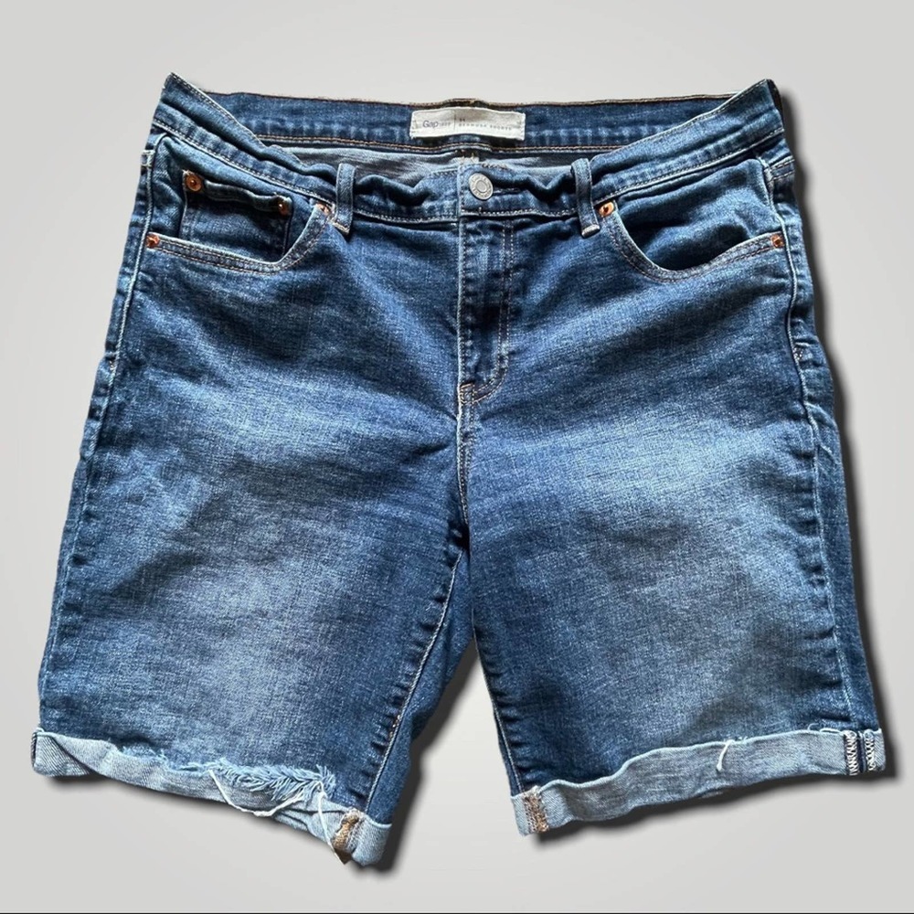 GAP BERMUDA EVERYDAY BOHO CASUAL SHORTS JORTS CUTOFF DENIM JEAN BLUE - 31